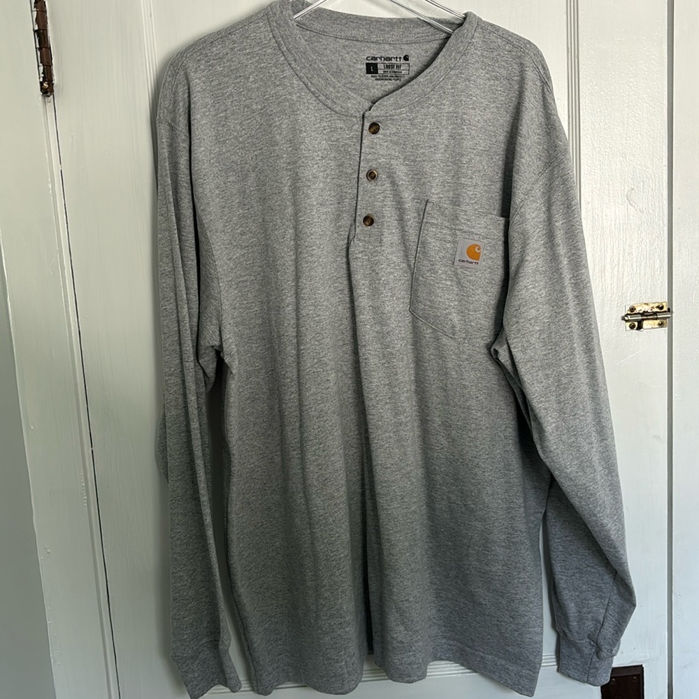 Men’s loose fit Carhartt long sleeve